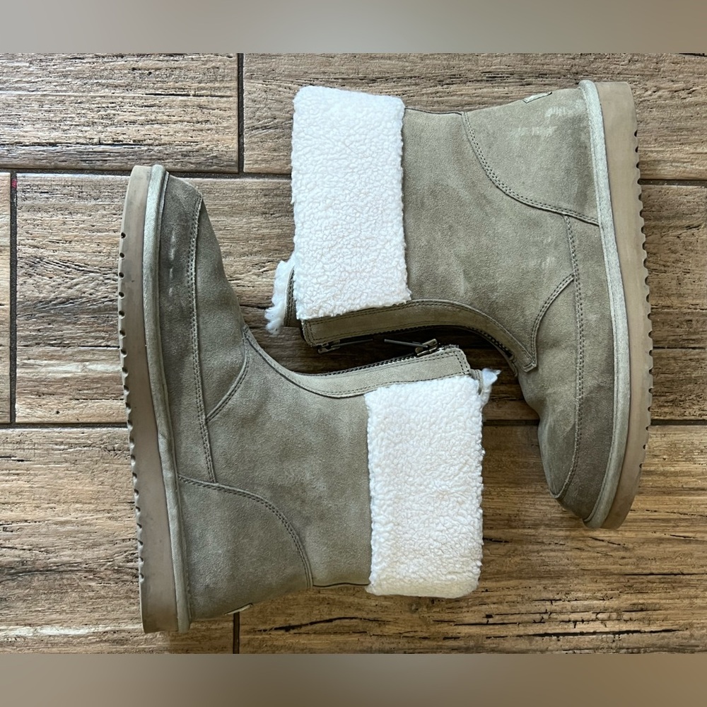 Kookaburra by UGG Lytta Short Winter Boot Woman Size 11